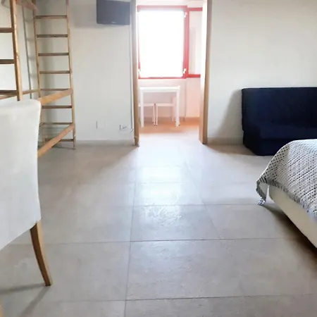 Bright In - 30 Sqm + Enclosed Garden Gallipoli