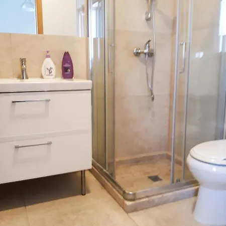 Bright In - 30 Sqm + Enclosed Garden Daire Gallipoli